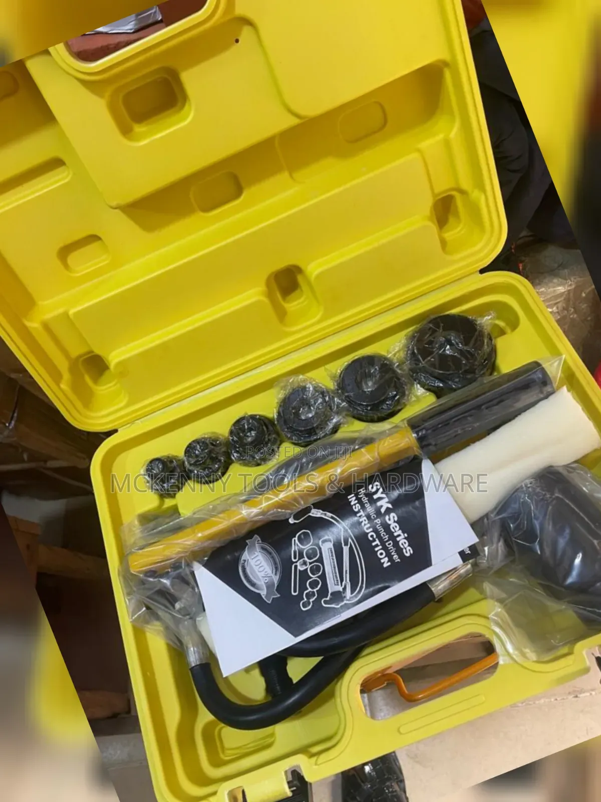 Syk Series Hydraulic Knockout Punch Driver Tool Kit.