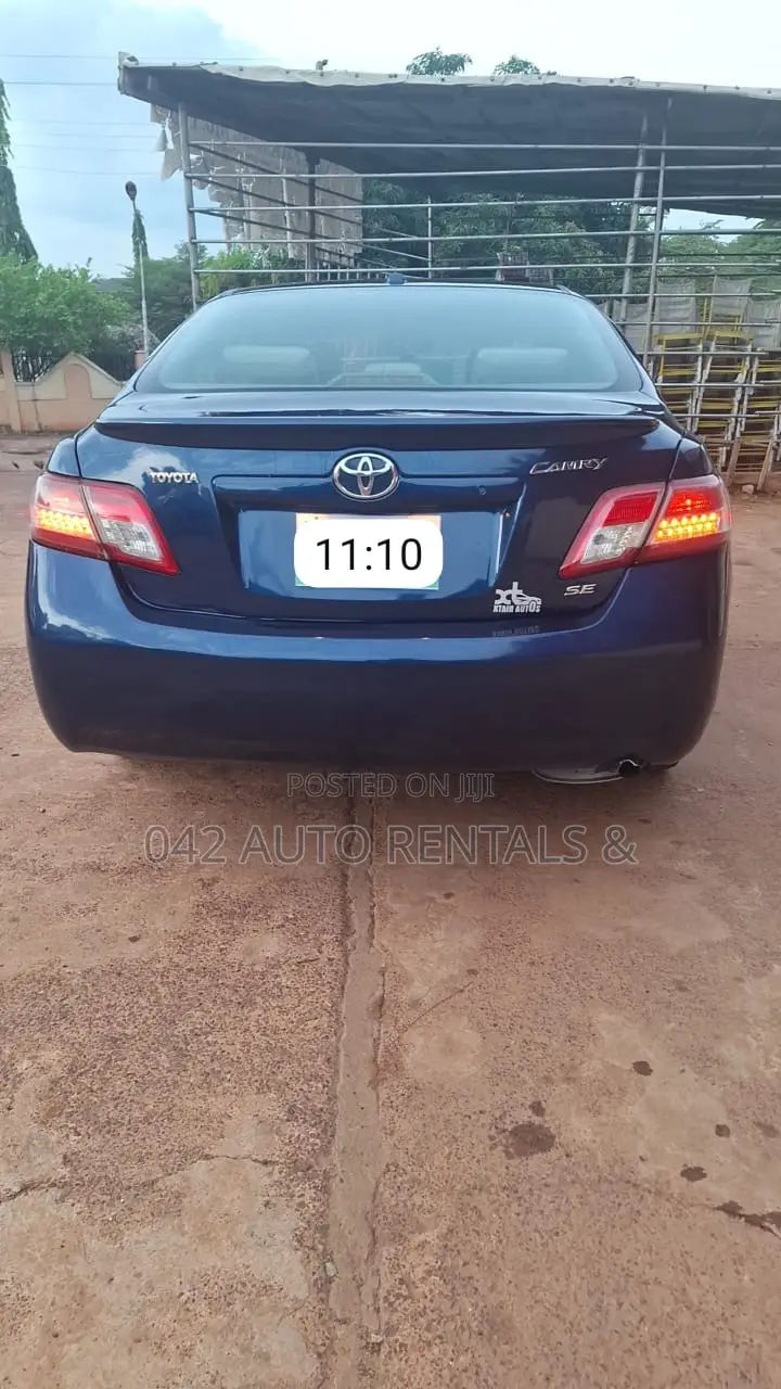 Toyota Camry 2010 Blue