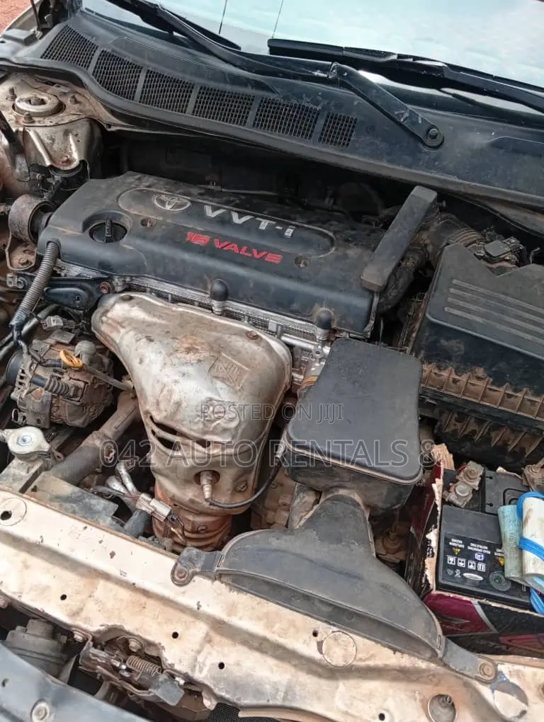 Toyota Camry 2008 Gold