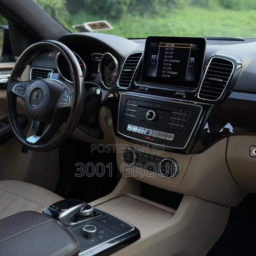 Mercedes-Benz GLE-Class 2017 White