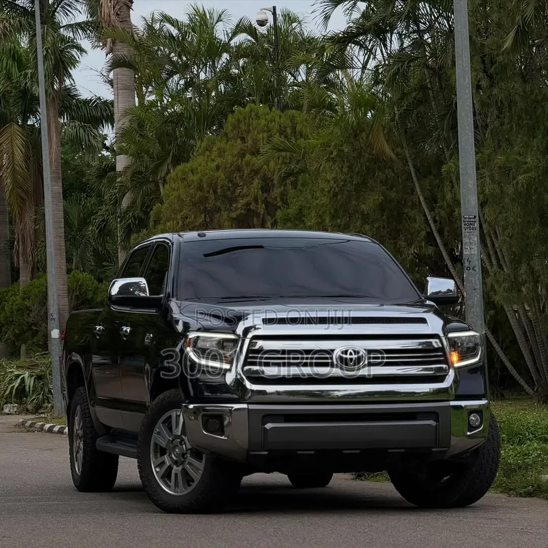 Toyota Tundra 2017 Gray