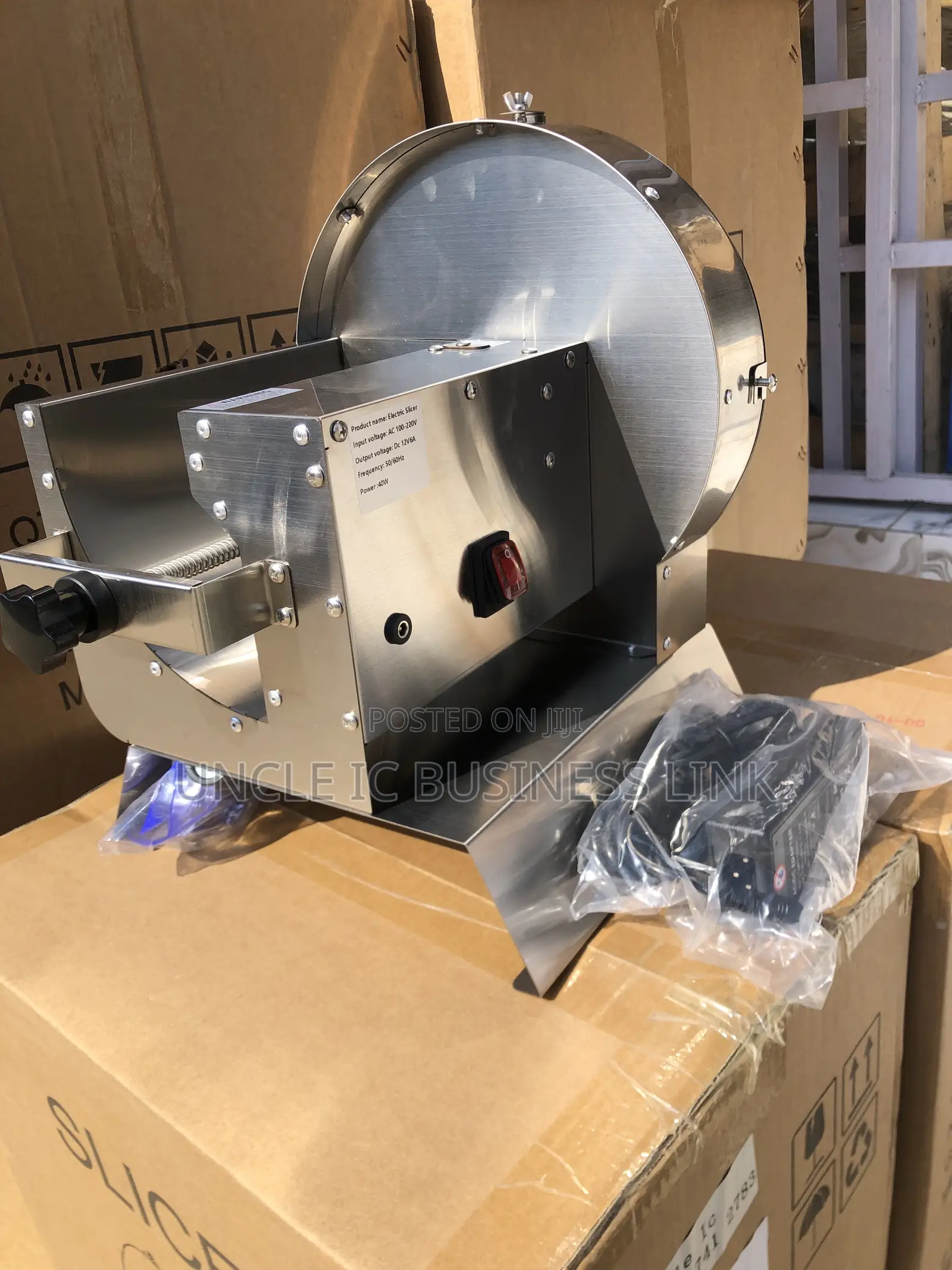 Electric and Manual Slicer Round Shape