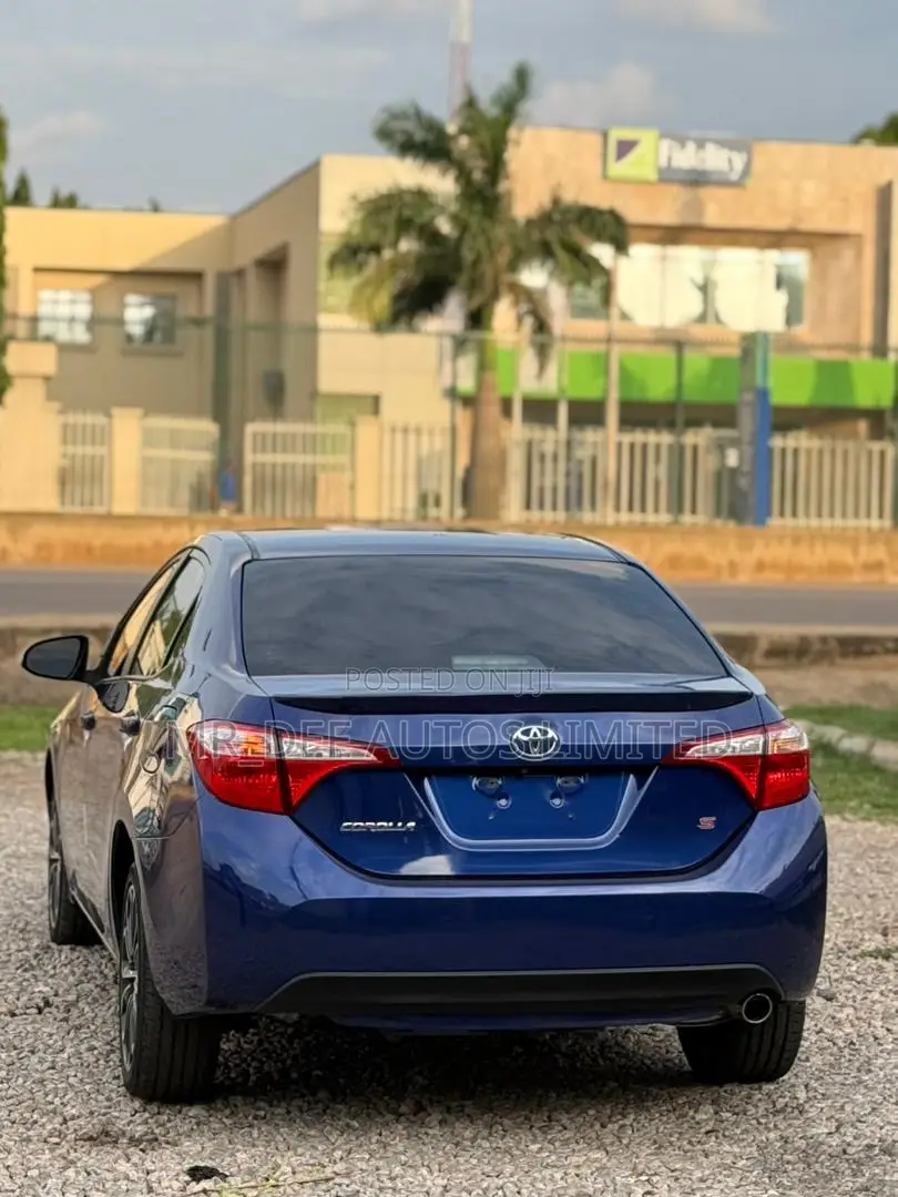 Toyota Corolla S 4dr Sedan (1.8L 4cyl CVT) 2015 Blue