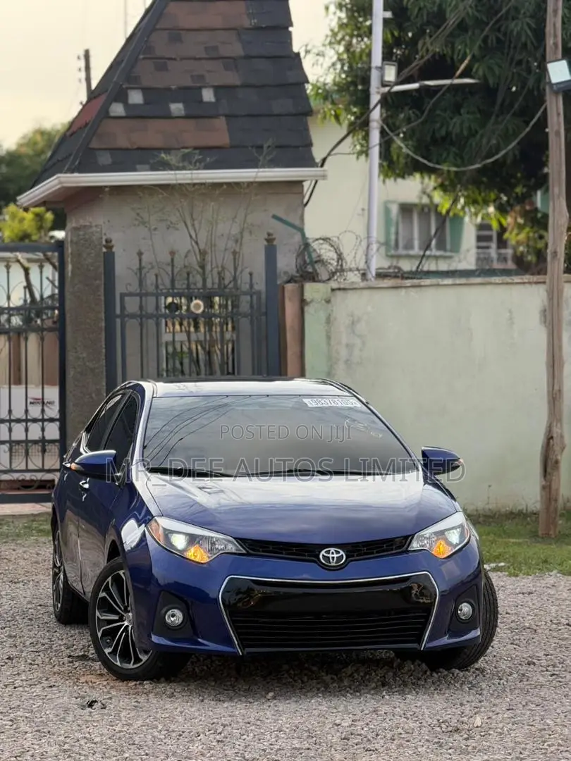 Toyota Corolla S 4dr Sedan (1.8L 4cyl CVT) 2015 Blue