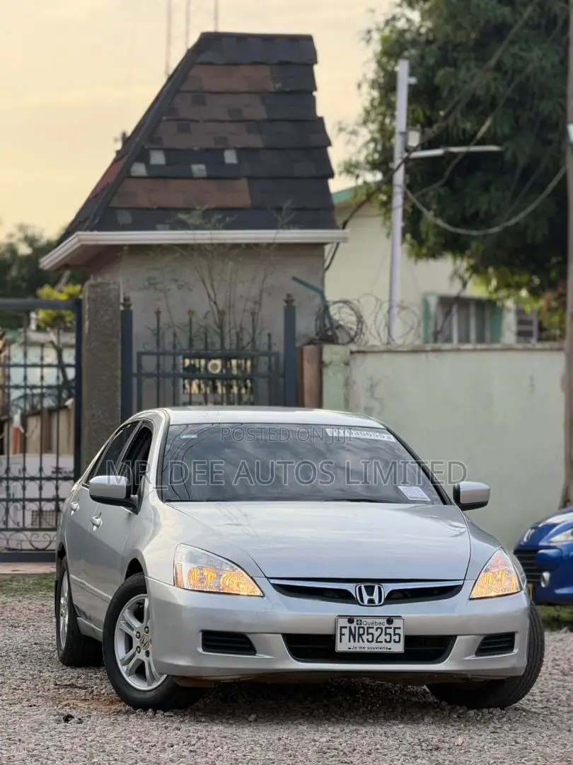 Honda Accord 2008 Silver