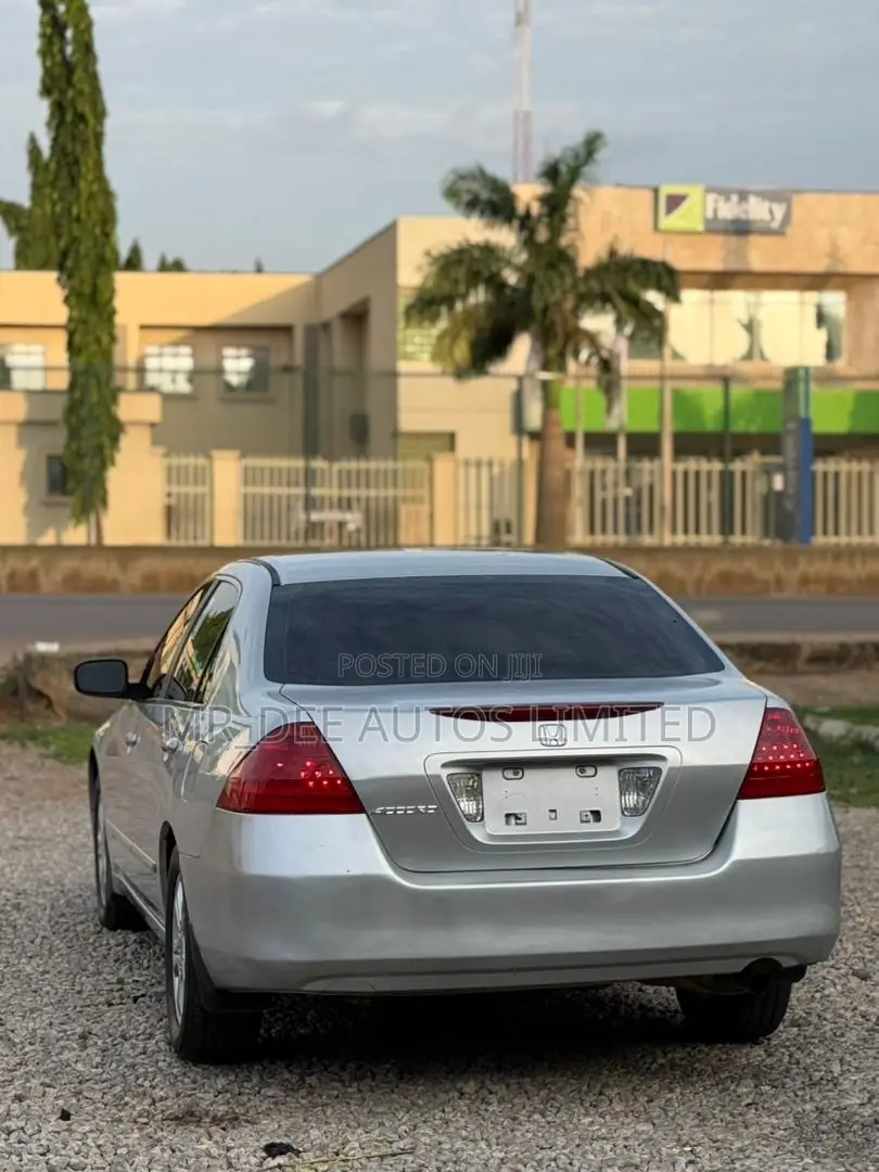 Honda Accord 2008 Silver