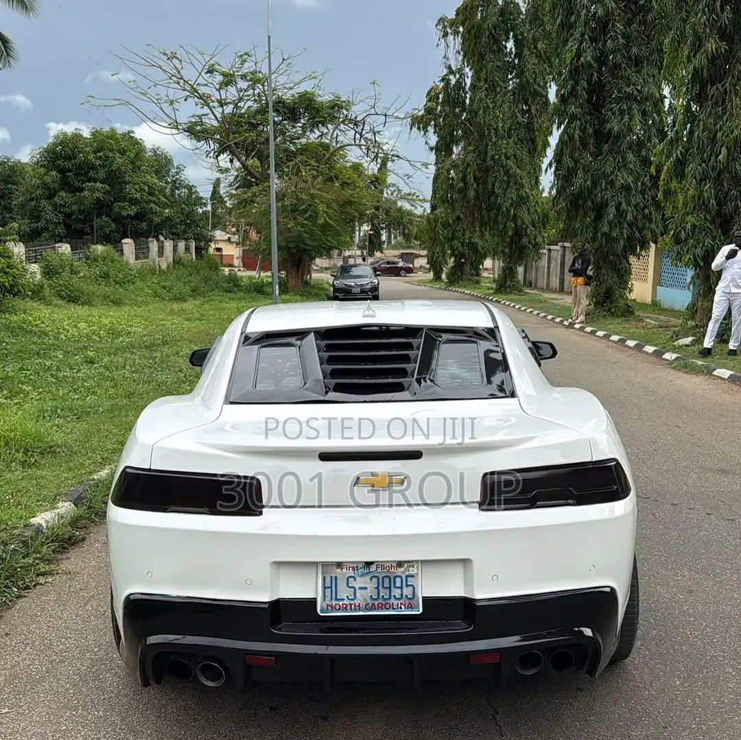 Chevrolet Camaro 2015 White