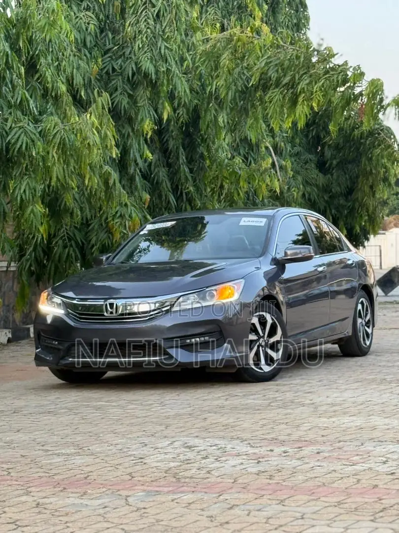 Honda Accord 2016 Gray