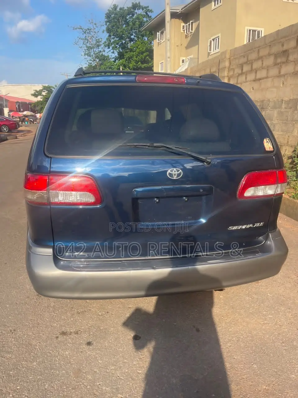 Toyota Sienna 2002 Blue