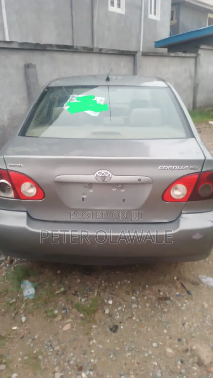 Toyota Corolla 2005 Green