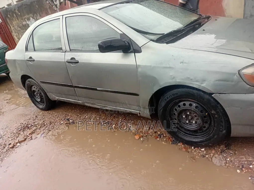 Toyota Corolla 2005 Green