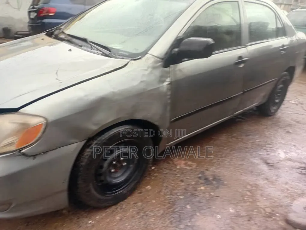 Toyota Corolla 2005 Green