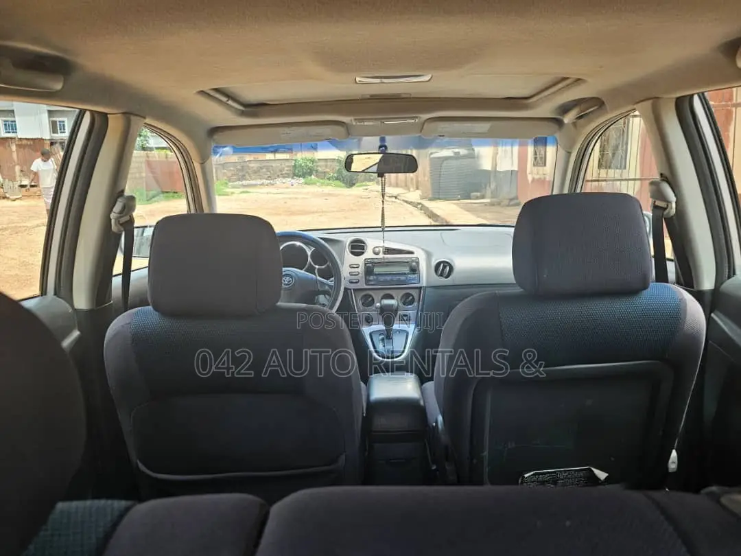 Toyota Matrix 2006 Silver