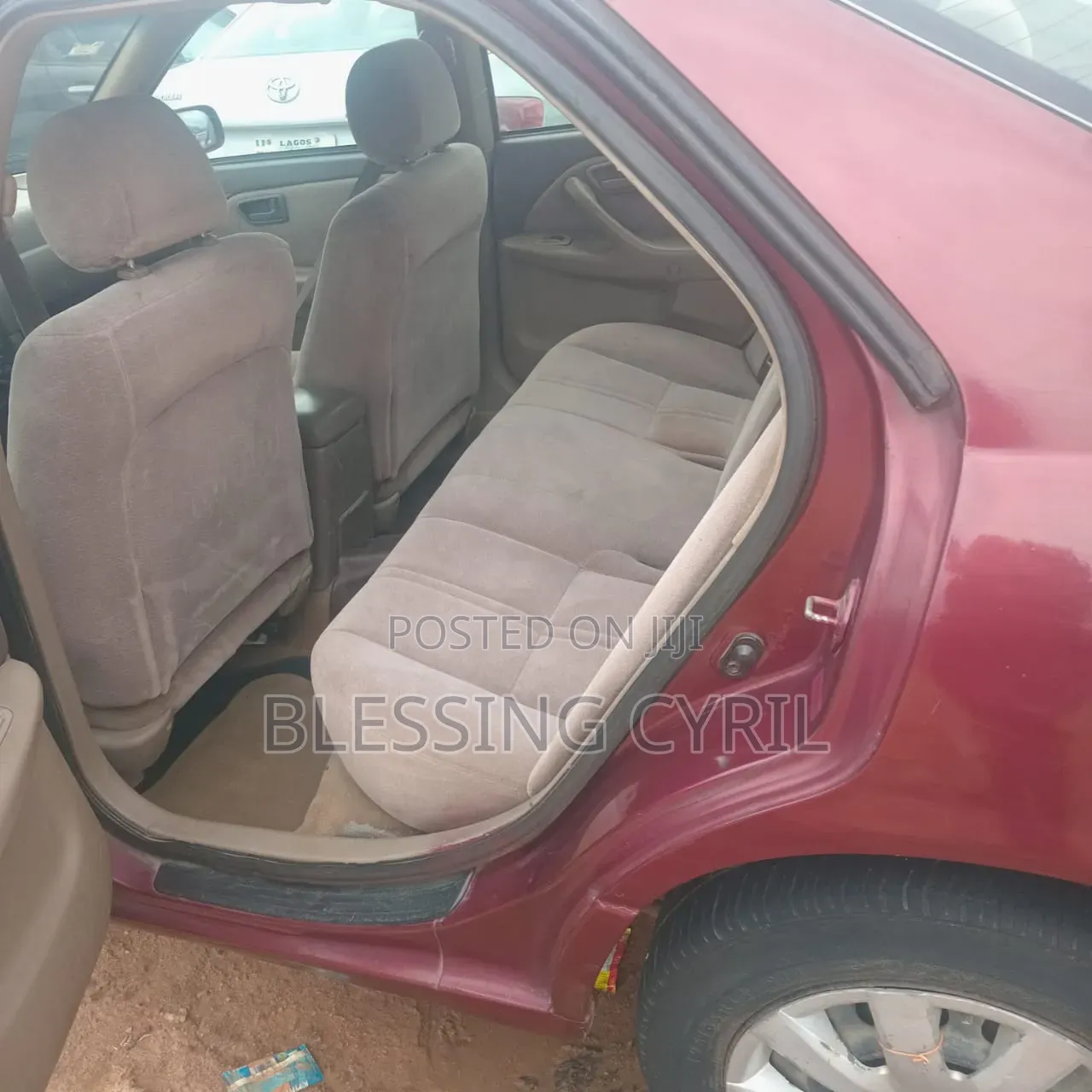 Toyota Camry 2000 Red