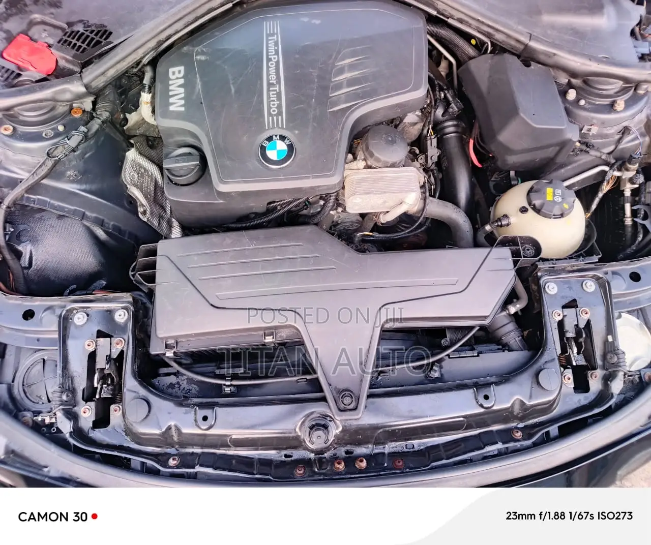 BMW 320i Sedan RWD 2016 Black