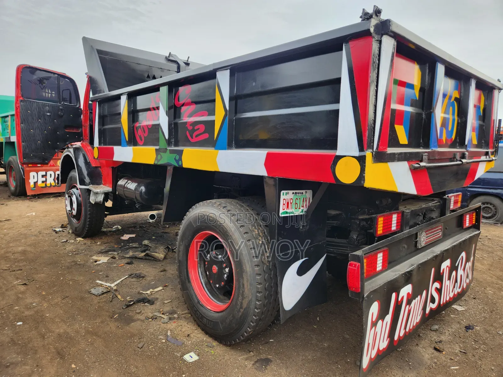 Standard Coupled Benz 911 Tipper