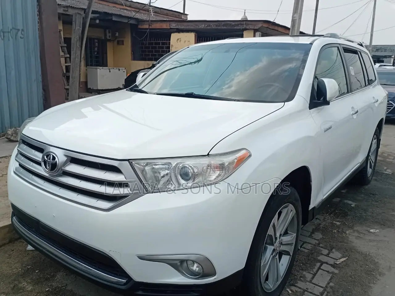 Toyota Highlander Limited 2012 White