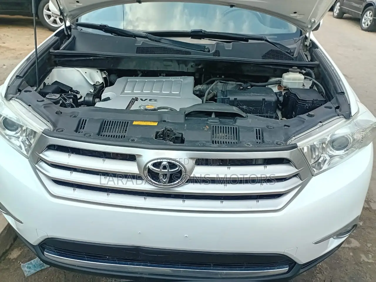 Toyota Highlander Limited 2012 White