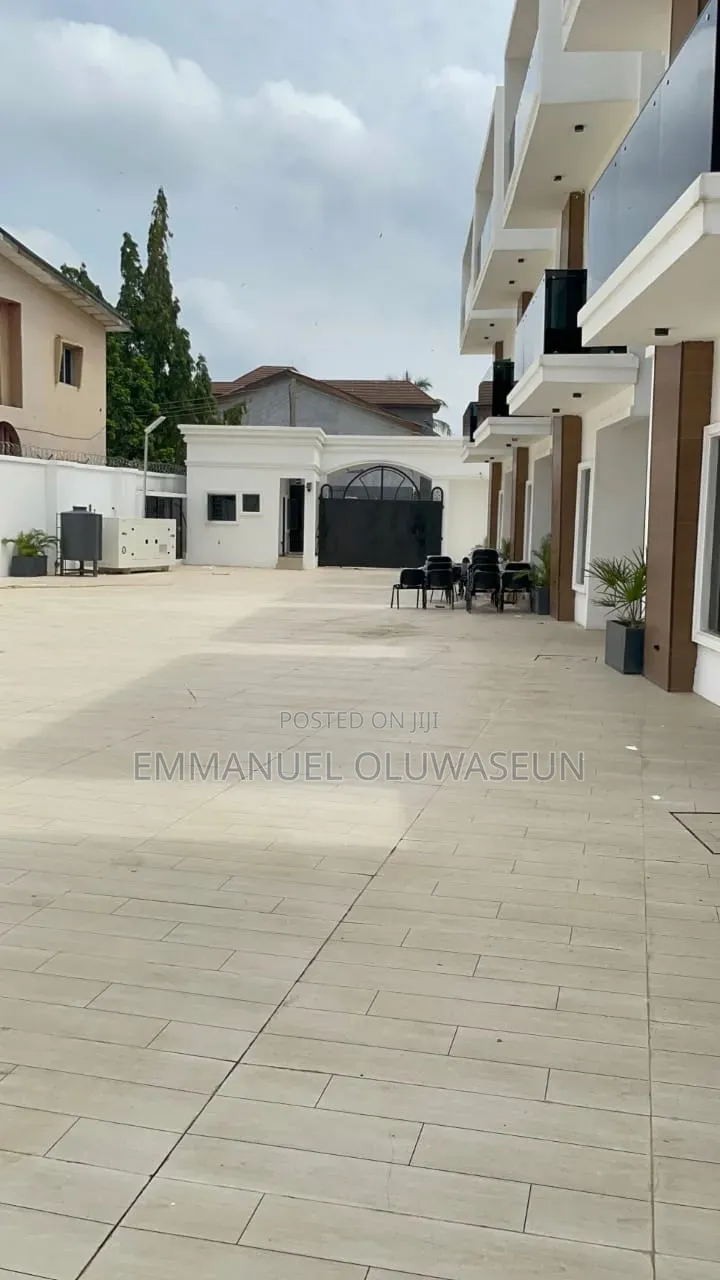 5bdrm Townhouse / Terrace in Zone 1 / Wuse for rent
