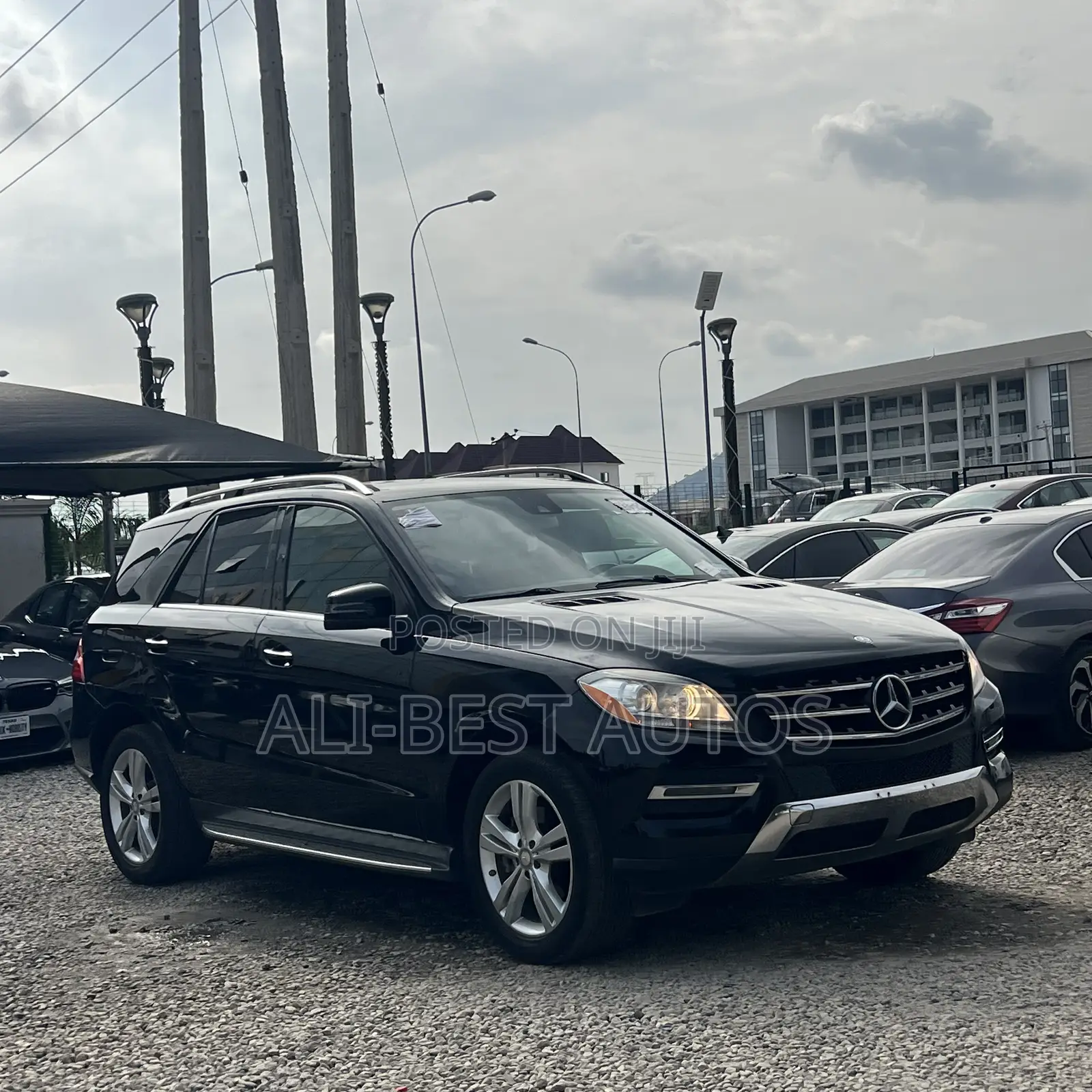Mercedes-Benz M Class ML350 4MATIC 4dr SUV AWD (3.5L 6cyl 7A) 2015