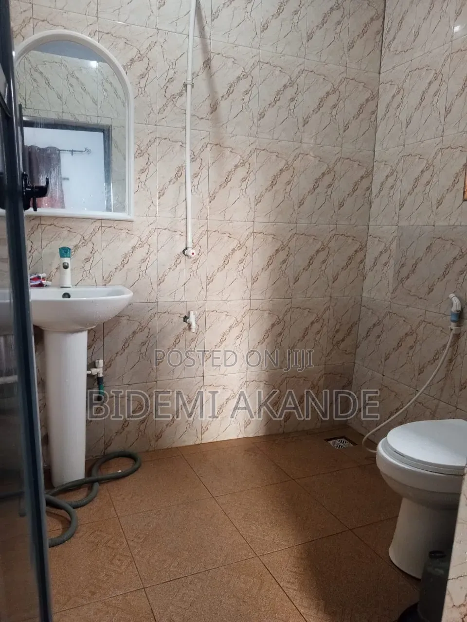 2bdrm Apartment in Evermore Estate, Obafemi-Owode for rent