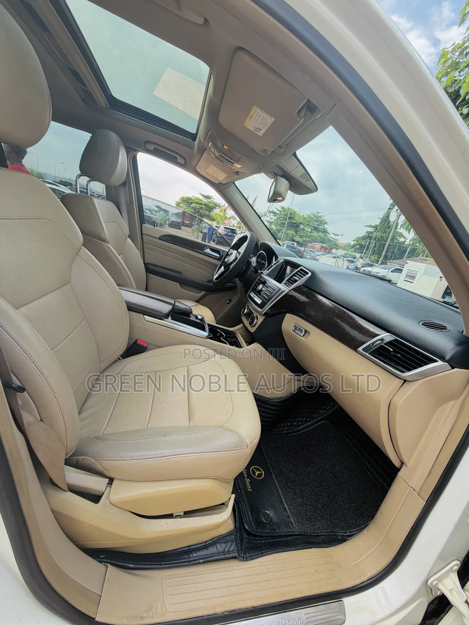 Mercedes-Benz M Class ML350 4MATIC 4dr SUV AWD (3.5L 6cyl 7A) 2014