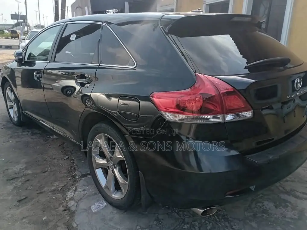 Toyota Venza XLE 4dr Wagon (3.5L 6cyl 6A) 2015 Black
