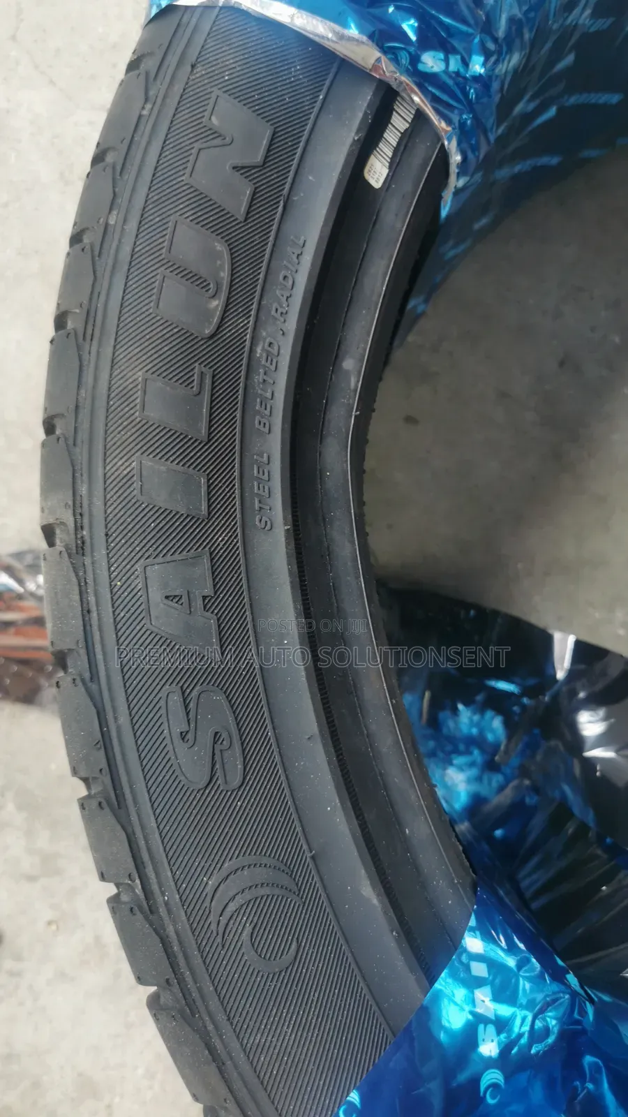 Brand New 295/40r22