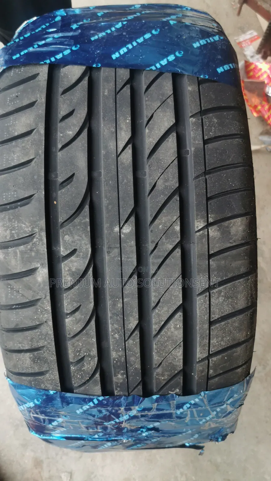 Brand New 295/40r22