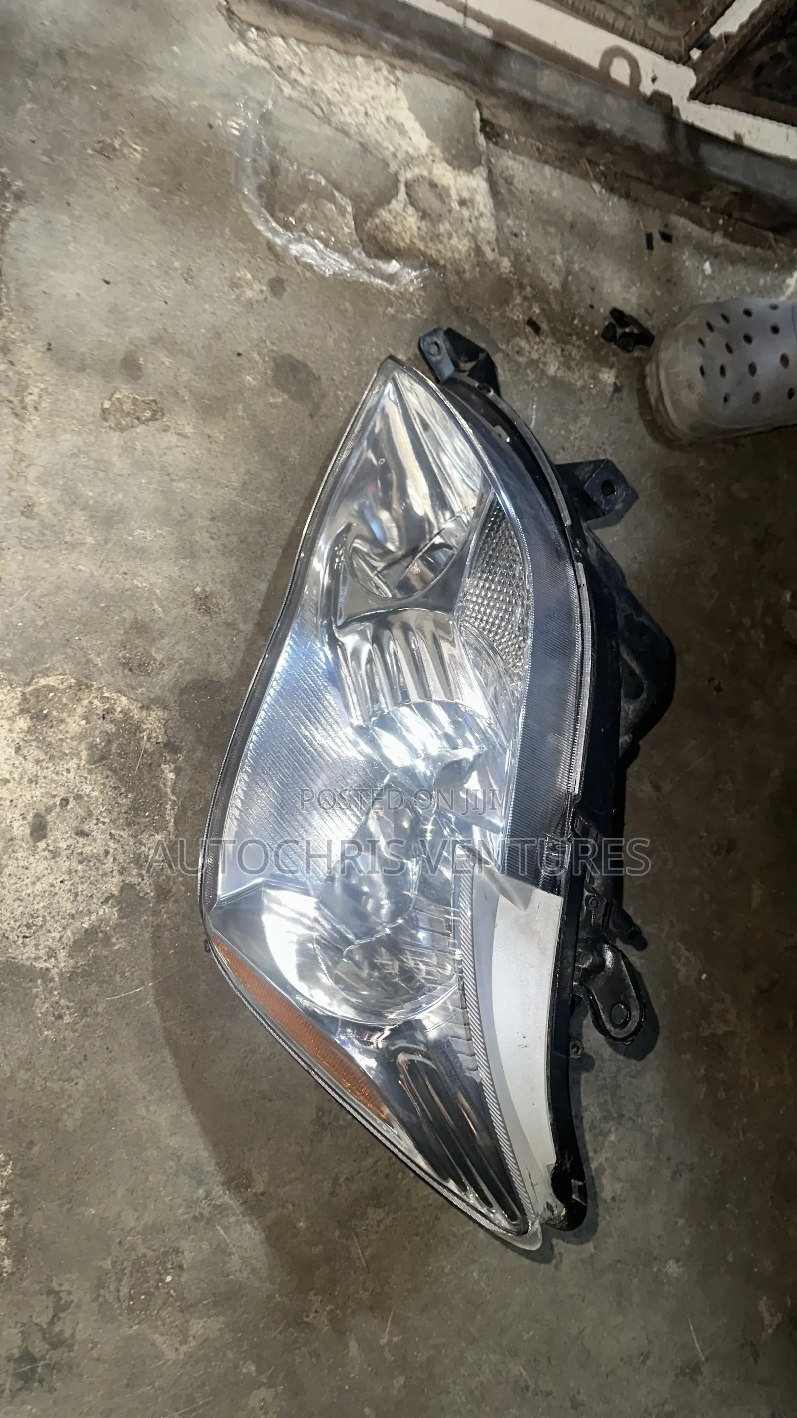 Headlamp for Toyota Avalon 2008