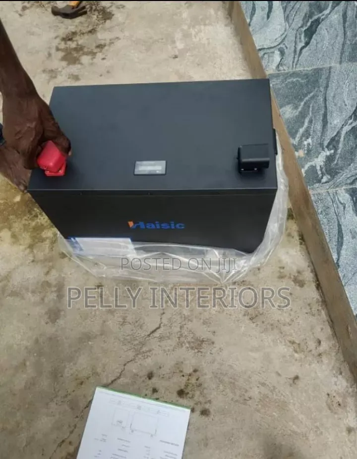 Haisic All Black Solar Battery 8kwh 24volts Ion Lithium Battery