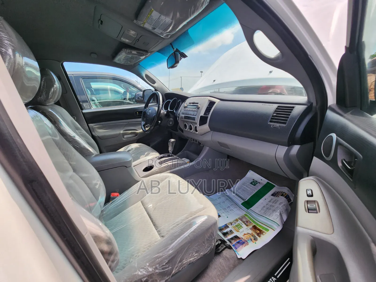 Toyota Tacoma 2009 White