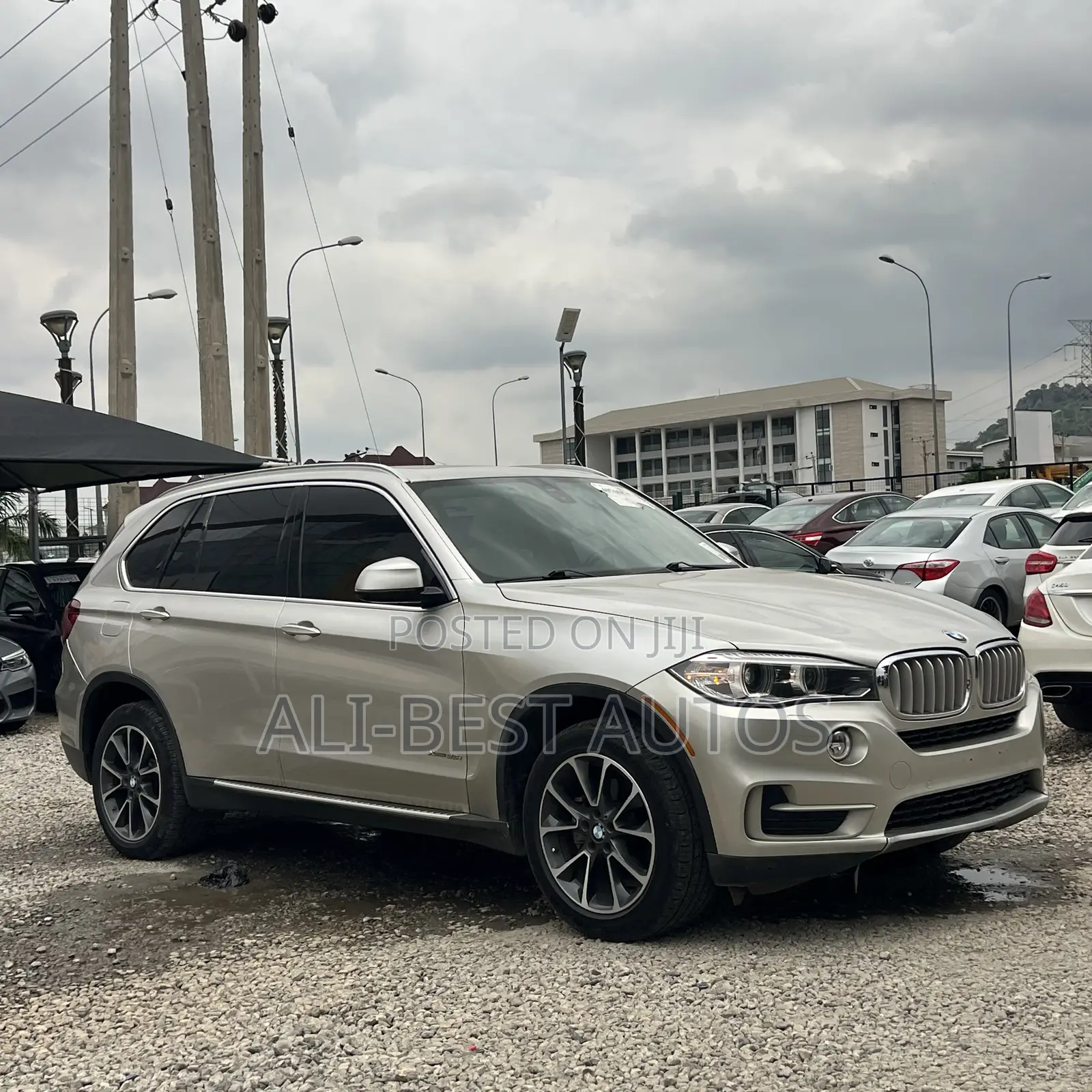 BMW X5 xDrive35i 4dr SUV AWD (3.0L 6cyl Turbo 8A) 2015 Gold