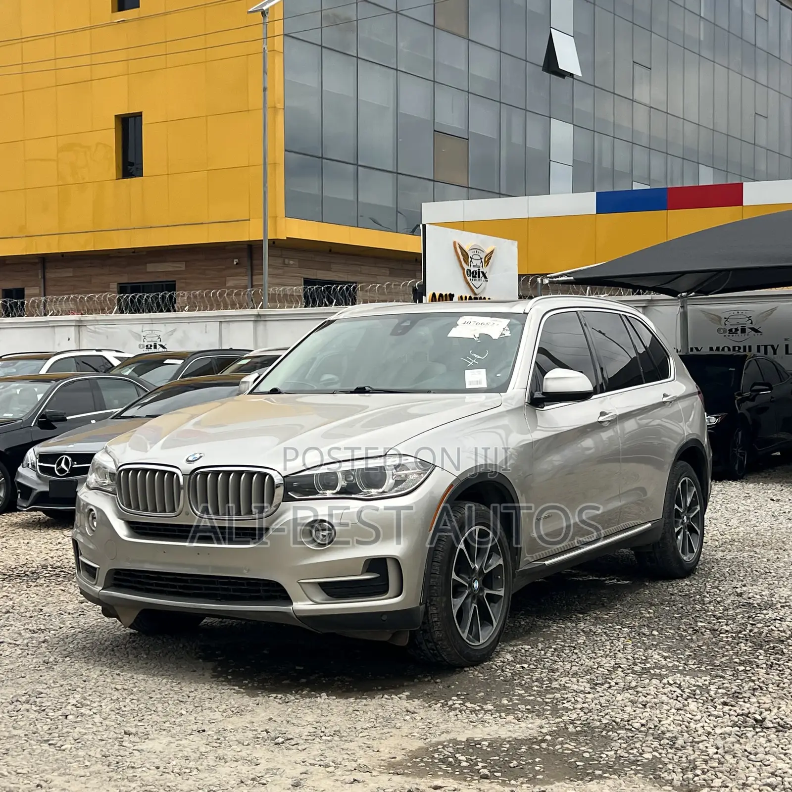 BMW X5 xDrive35i 4dr SUV AWD (3.0L 6cyl Turbo 8A) 2015 Gold