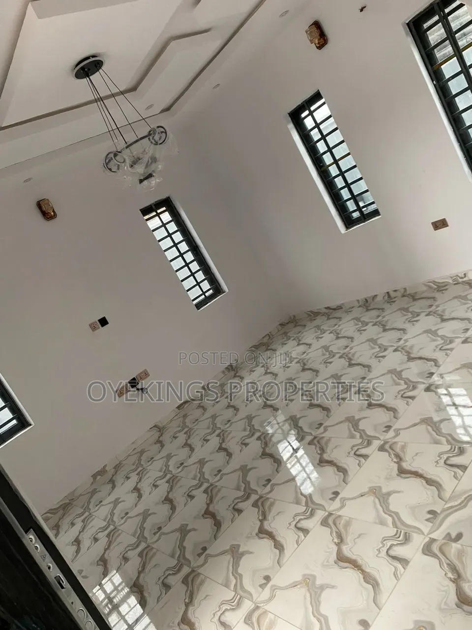3bdrm Bungalow in Abapanu, Oluyole for sale