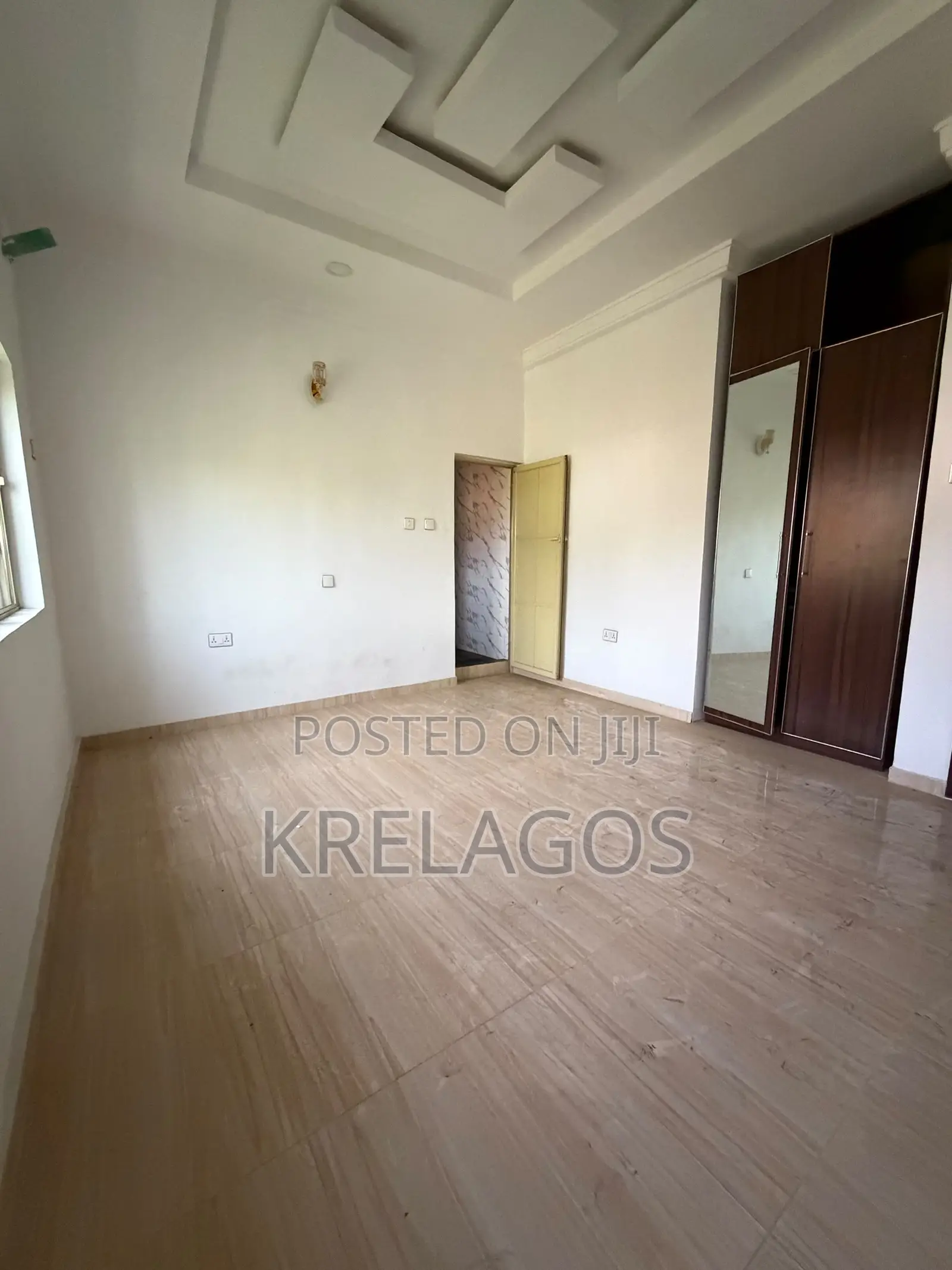 6bdrm Duplex in Sangotedo for sale