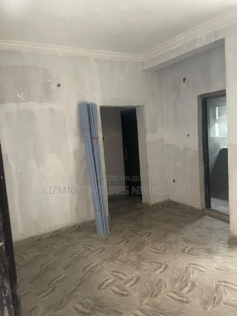 2bdrm Apartment in Moshalashi, Igando / Ikotun/Igando for rent