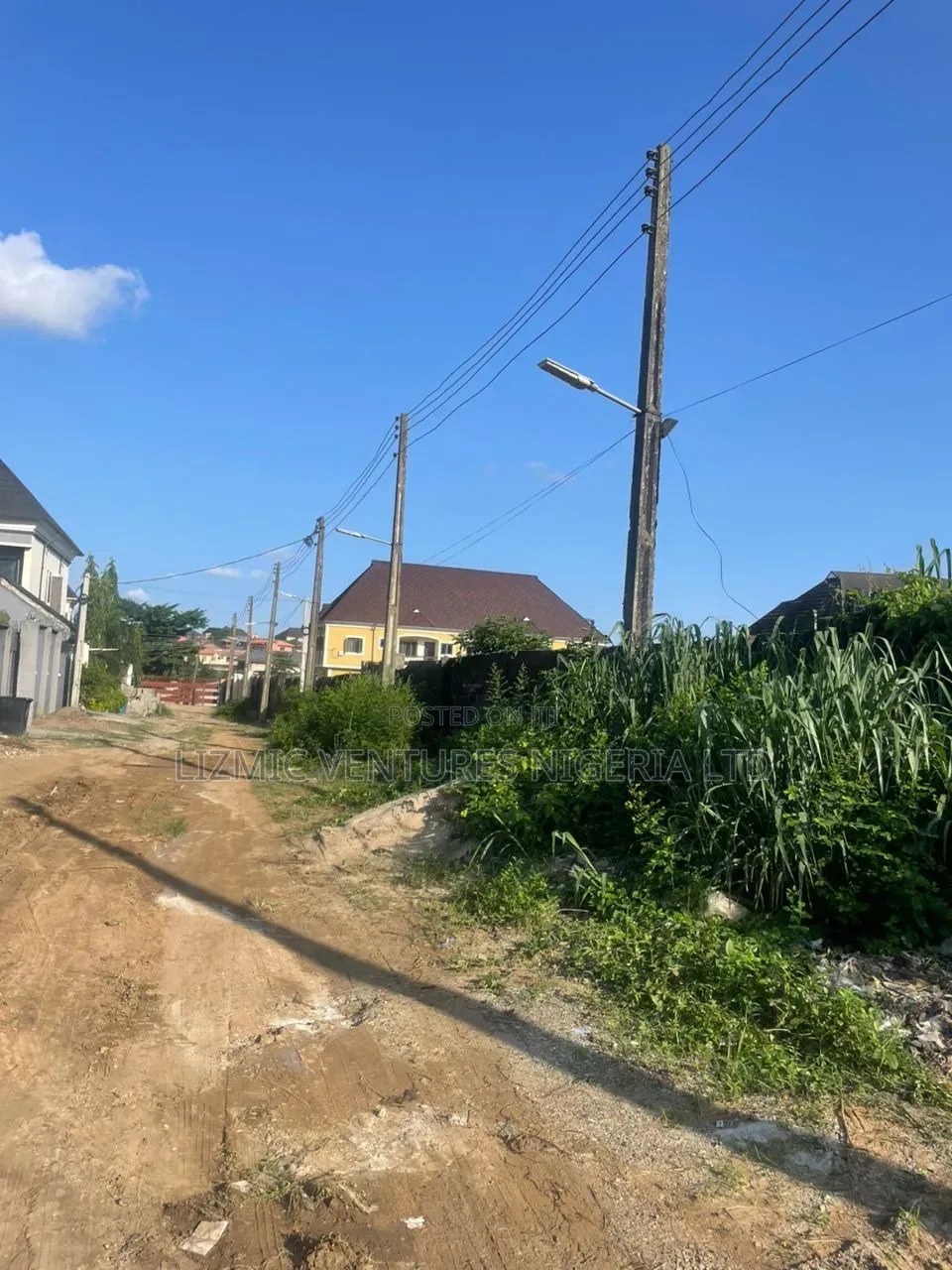 5bdrm Duplex in Hand Of Fire, Igando / Ikotun/Igando for sale