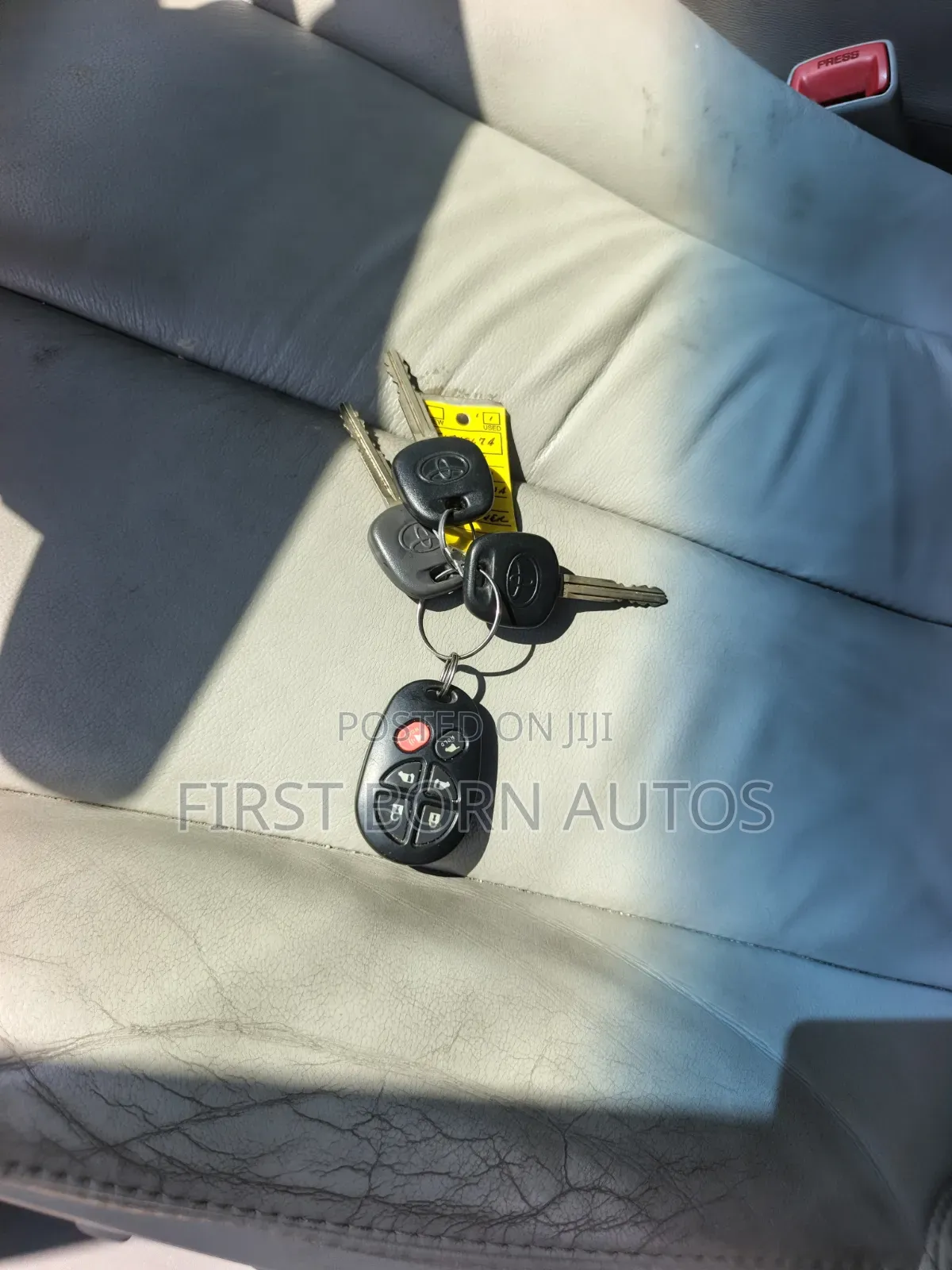 Toyota Sienna 2012 Silver