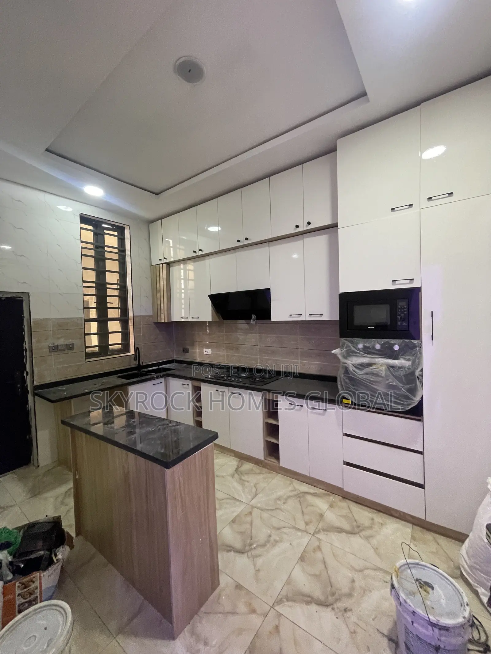 3bdrm Duplex in Abraham Adesanya Estate for rent