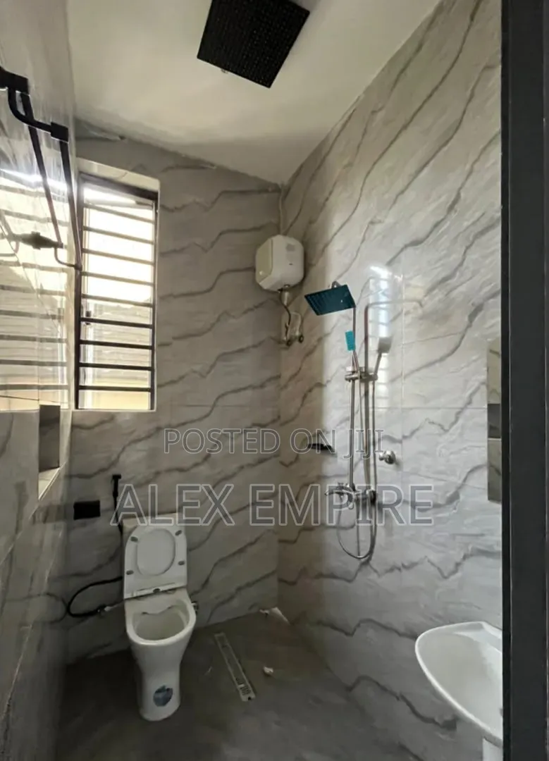2bdrm Apartment in Ago Palace for rent