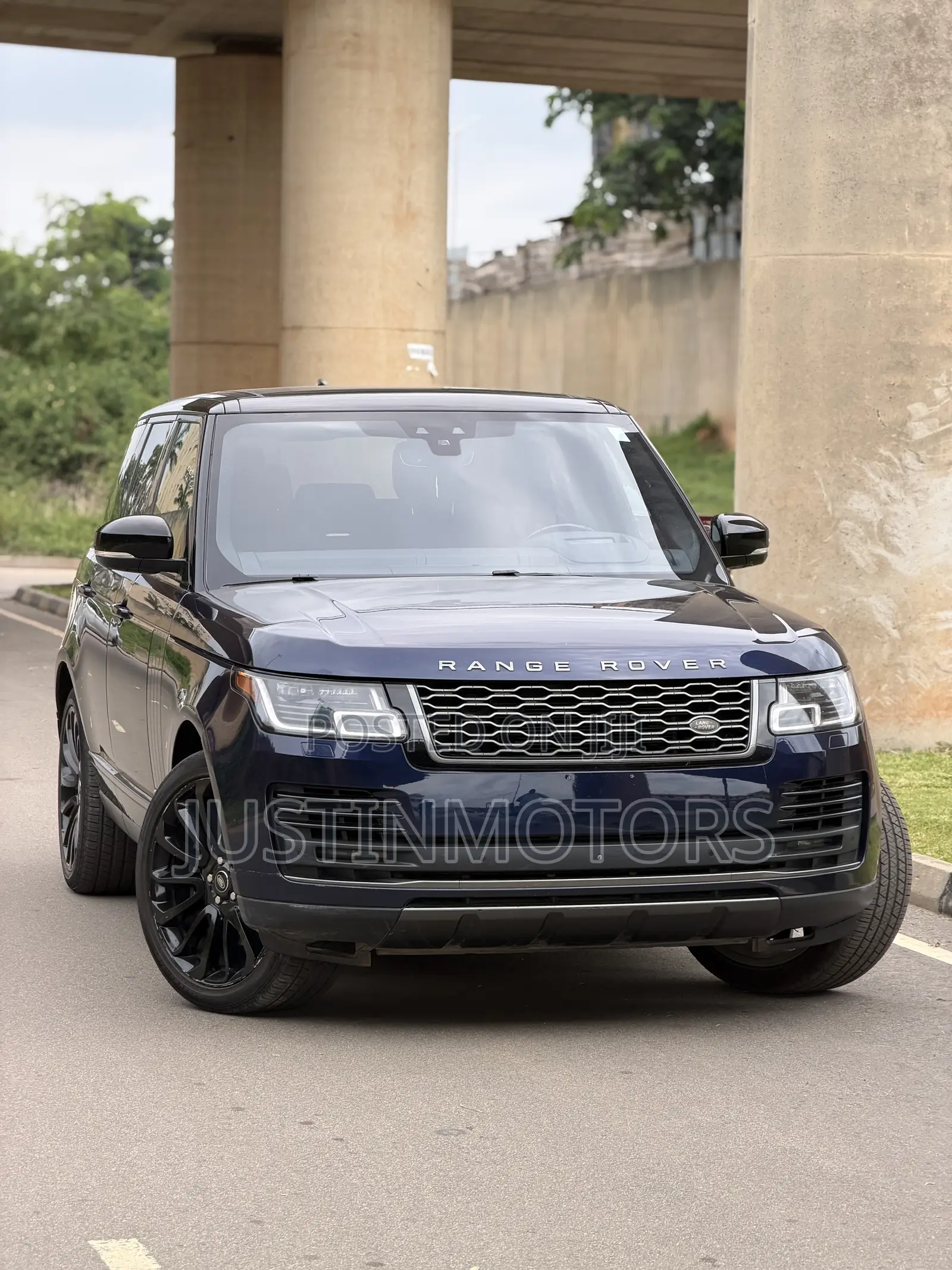 Land Rover Range Rover Vogue 2021 Black