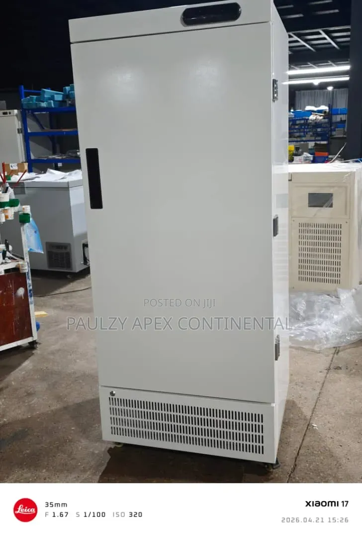 Vaccine / Lab Freezer (278 Litres)