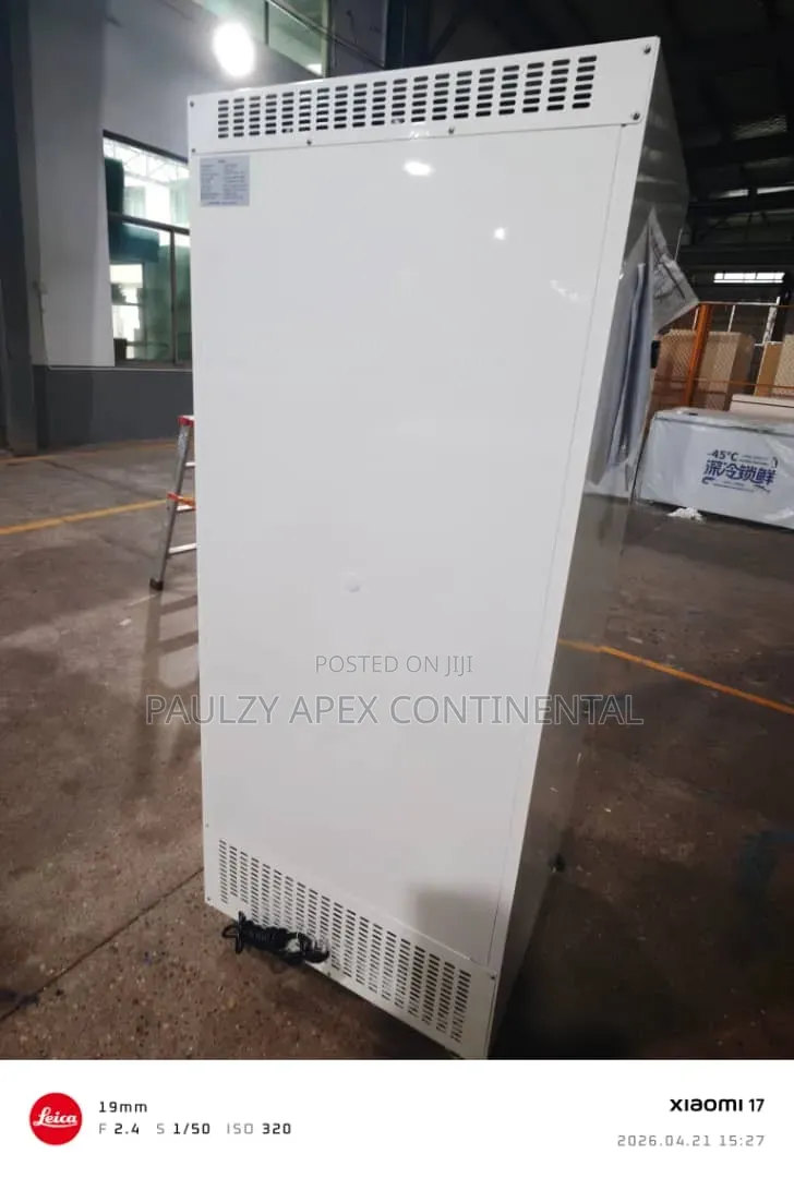 Vaccine / Lab Freezer (278 Litres)
