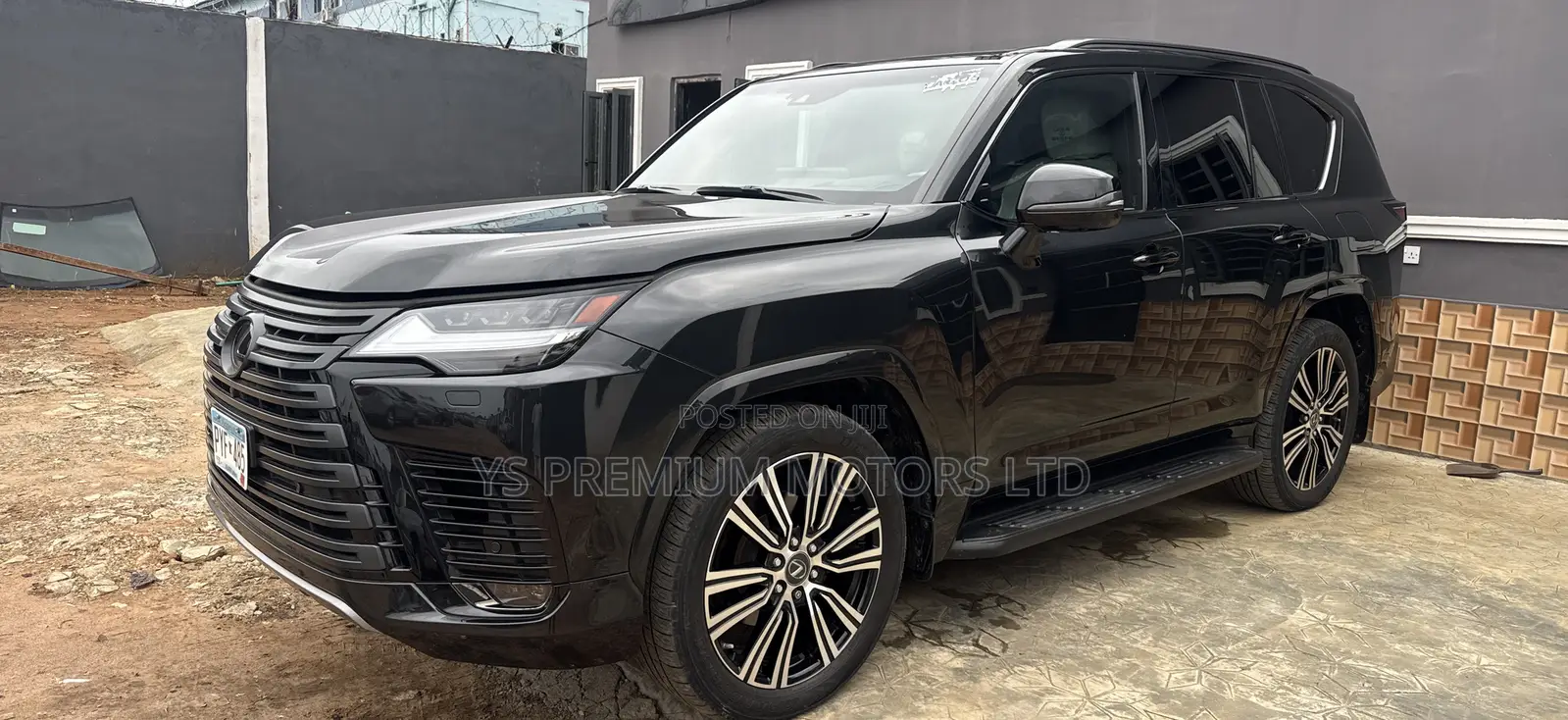 Lexus LX 600 2022 Black
