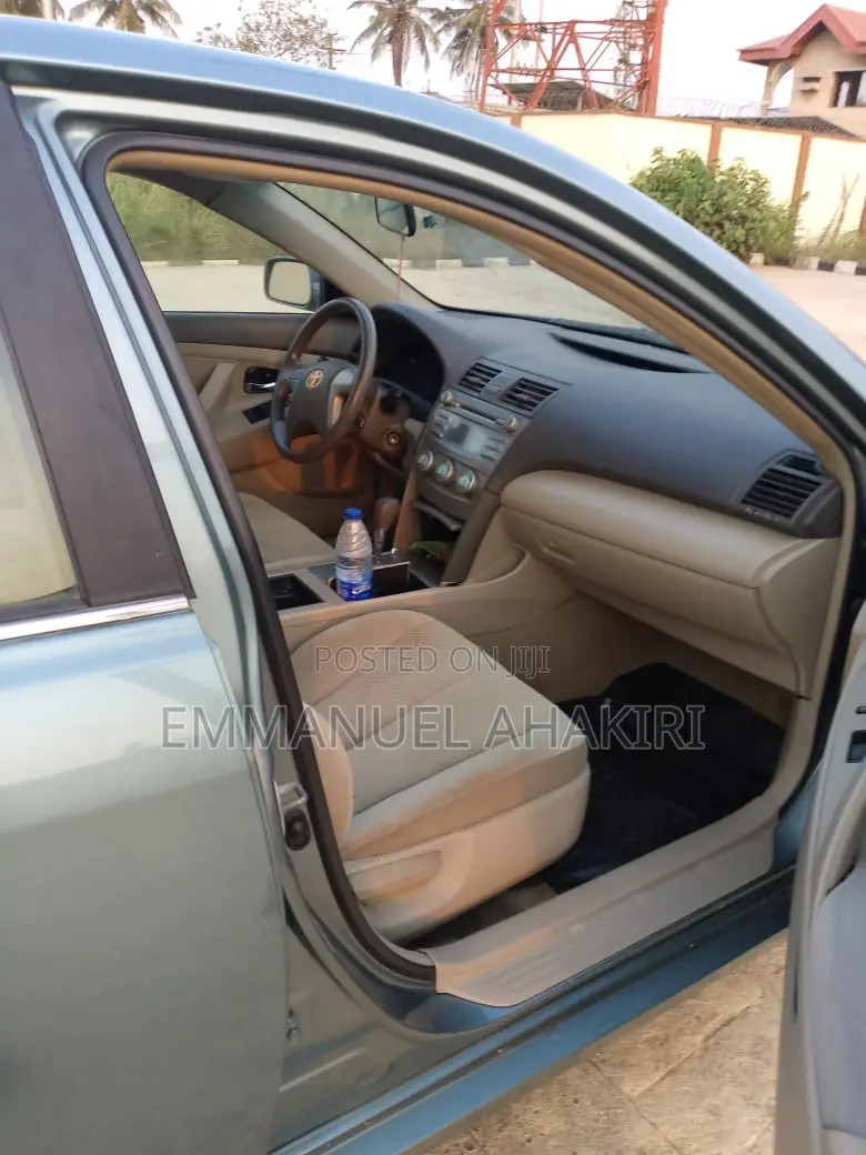 Toyota Camry 2007 Gray