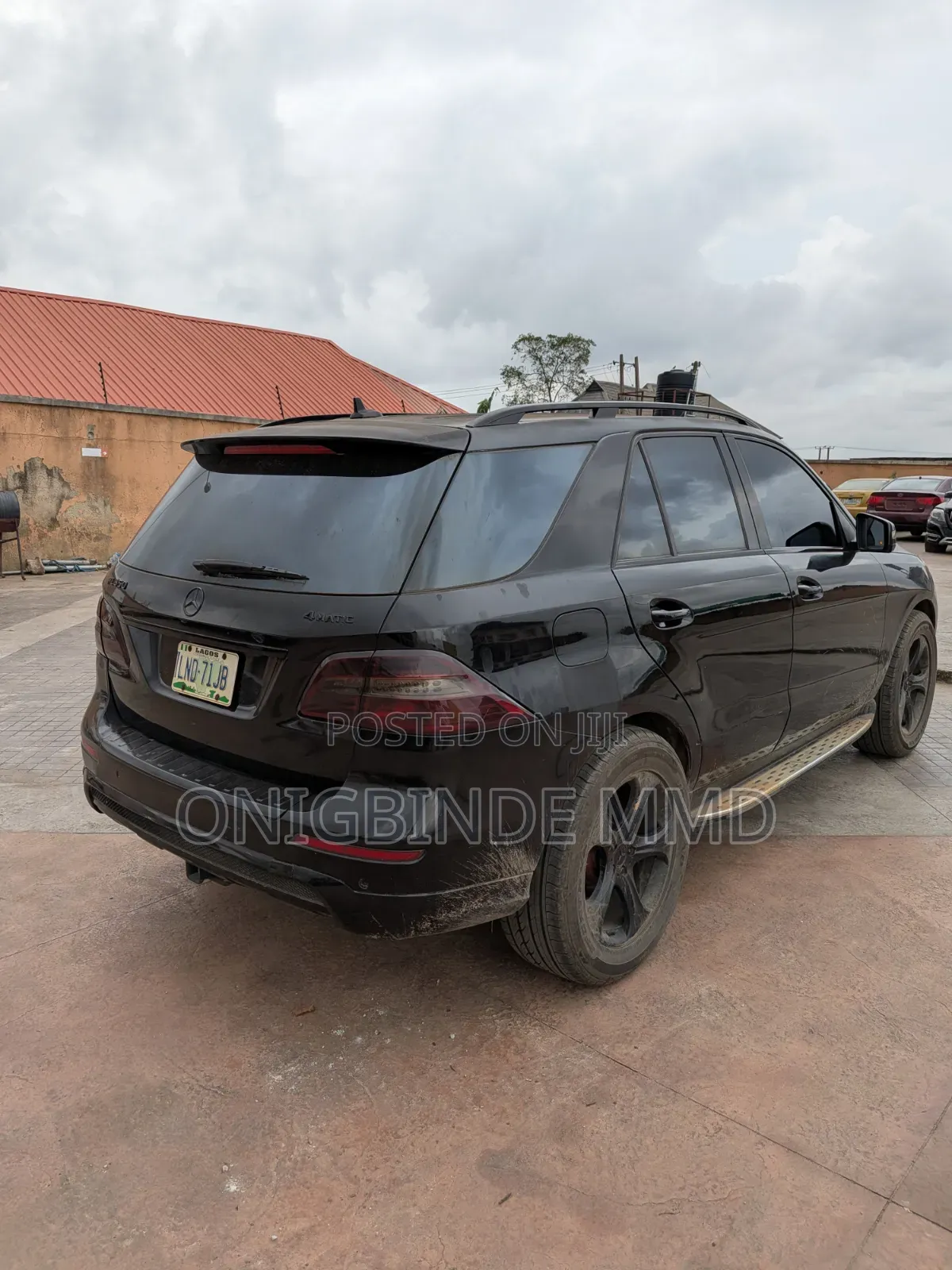Mercedes-Benz M Class ML350 4dr SUV (3.5L 6cyl 7A) 2015 Black