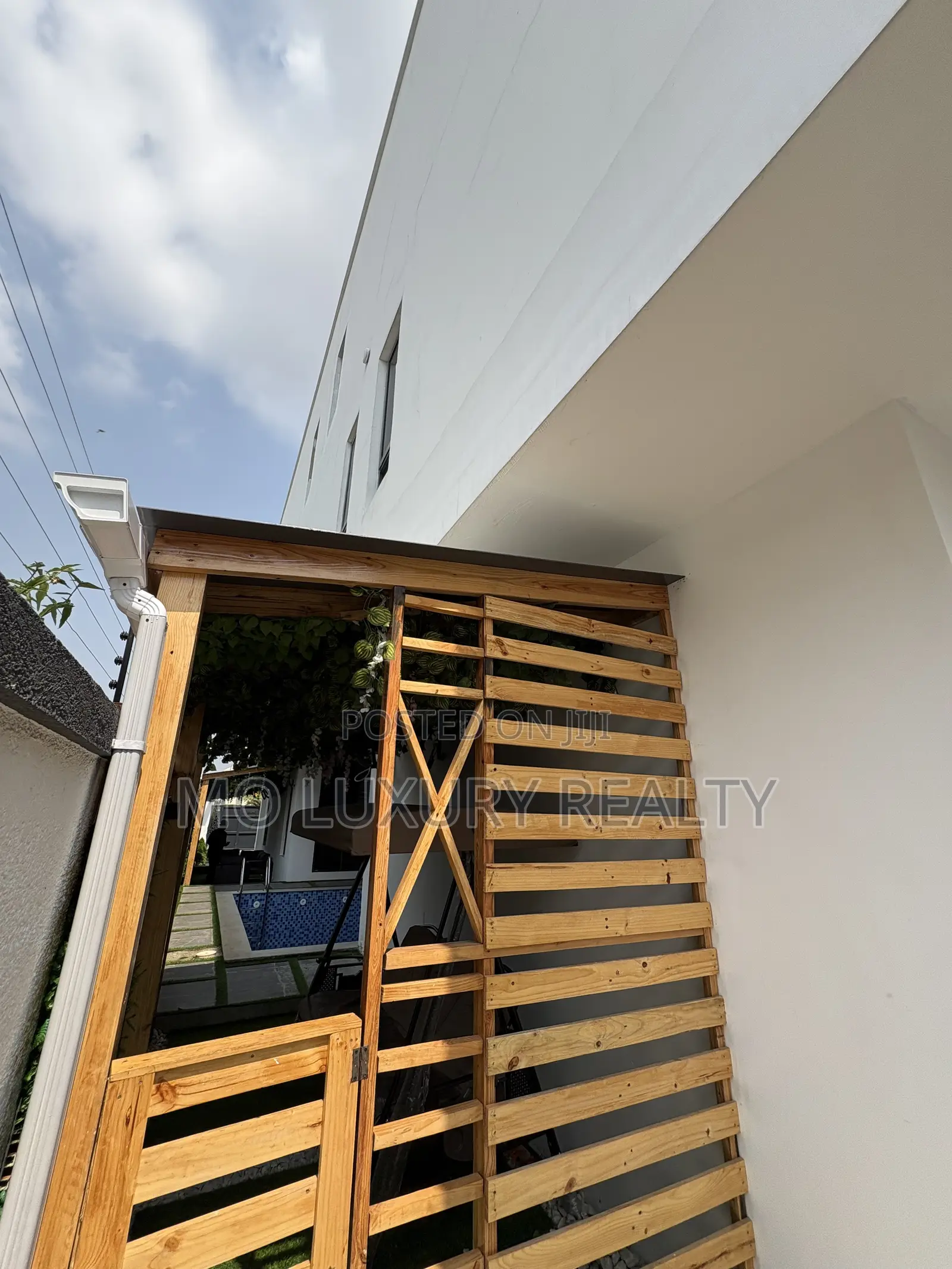 5bdrm Duplex in Lekki Phase 1 for rent