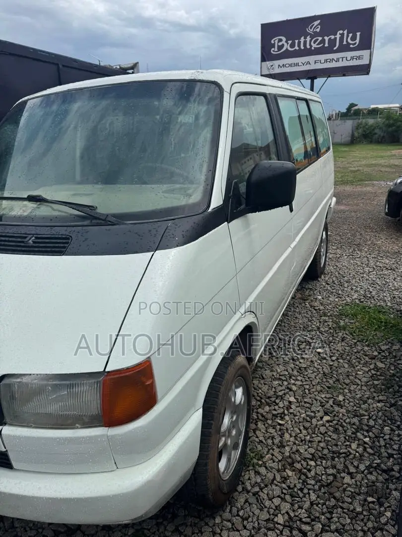 Volkswagen Transporter 2003 White