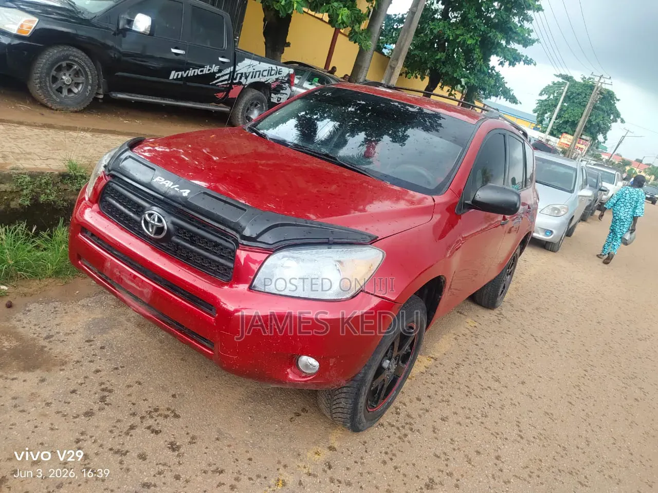 Toyota RAV4 2010 Red
